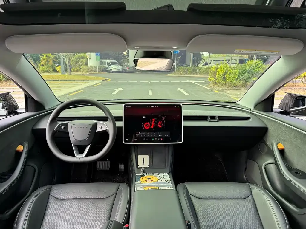 Tesla Model 3 2023 из CN, фото 6
