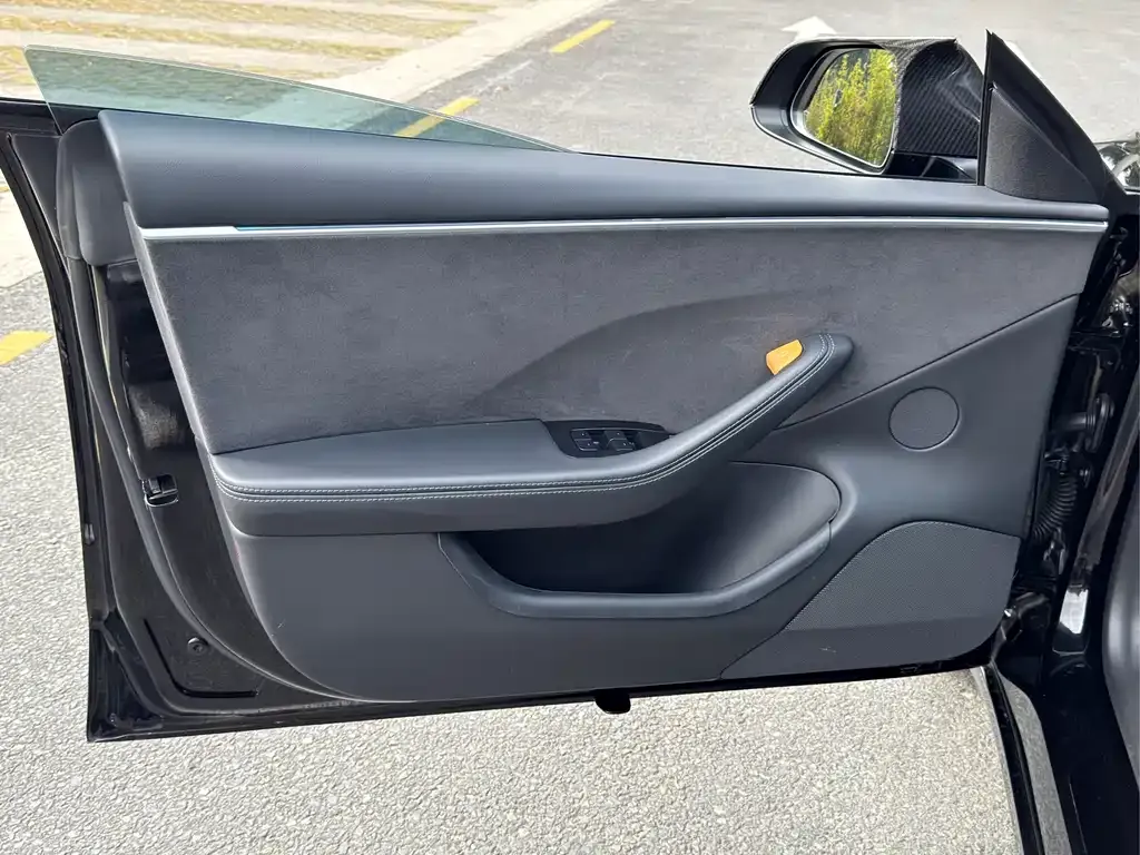 Tesla Model 3 2023 из CN, фото 9