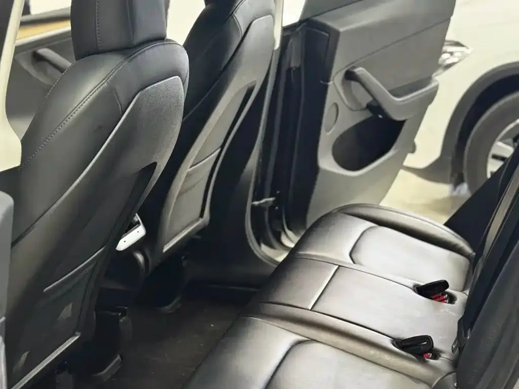 Tesla Model Y 2022 из CN, фото 10