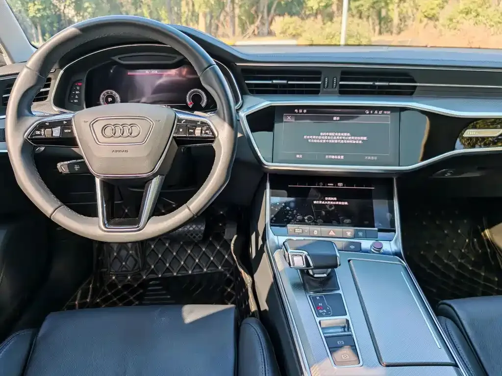 Audi A6L 2021 из CN, фото 4