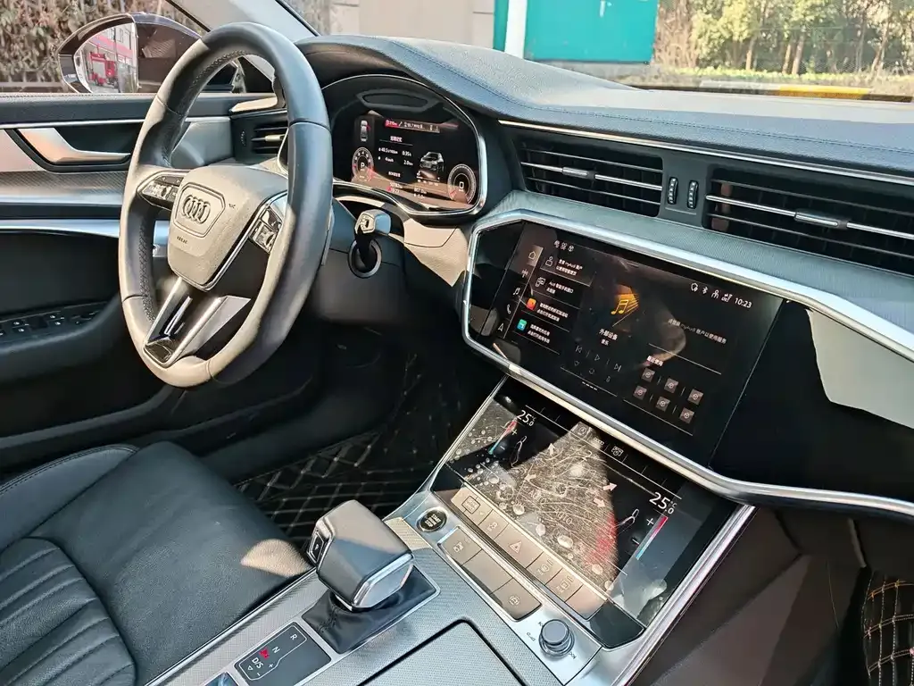 Audi A6L 2021 из CN, фото 3