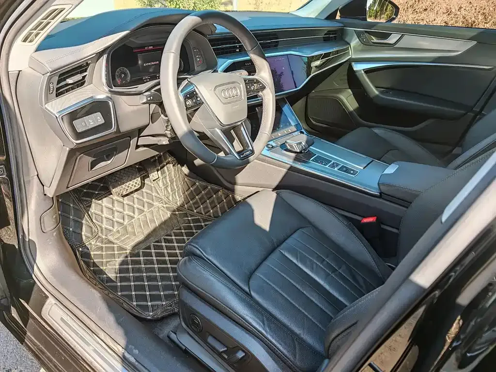 Audi A6L 2021 из CN, фото 6