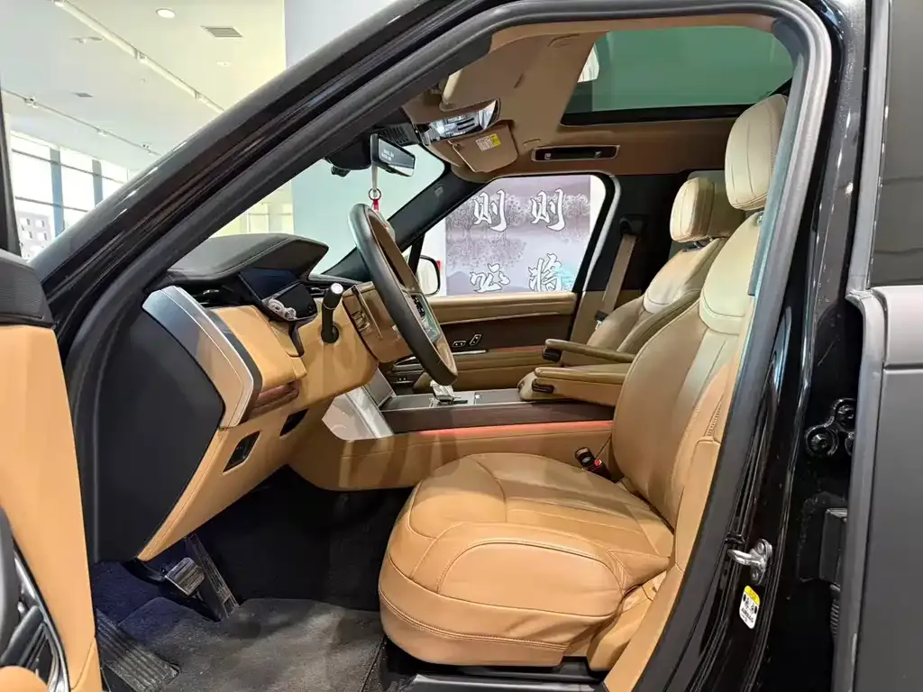 Land Rover Range Rover 2024 из CN, фото 4