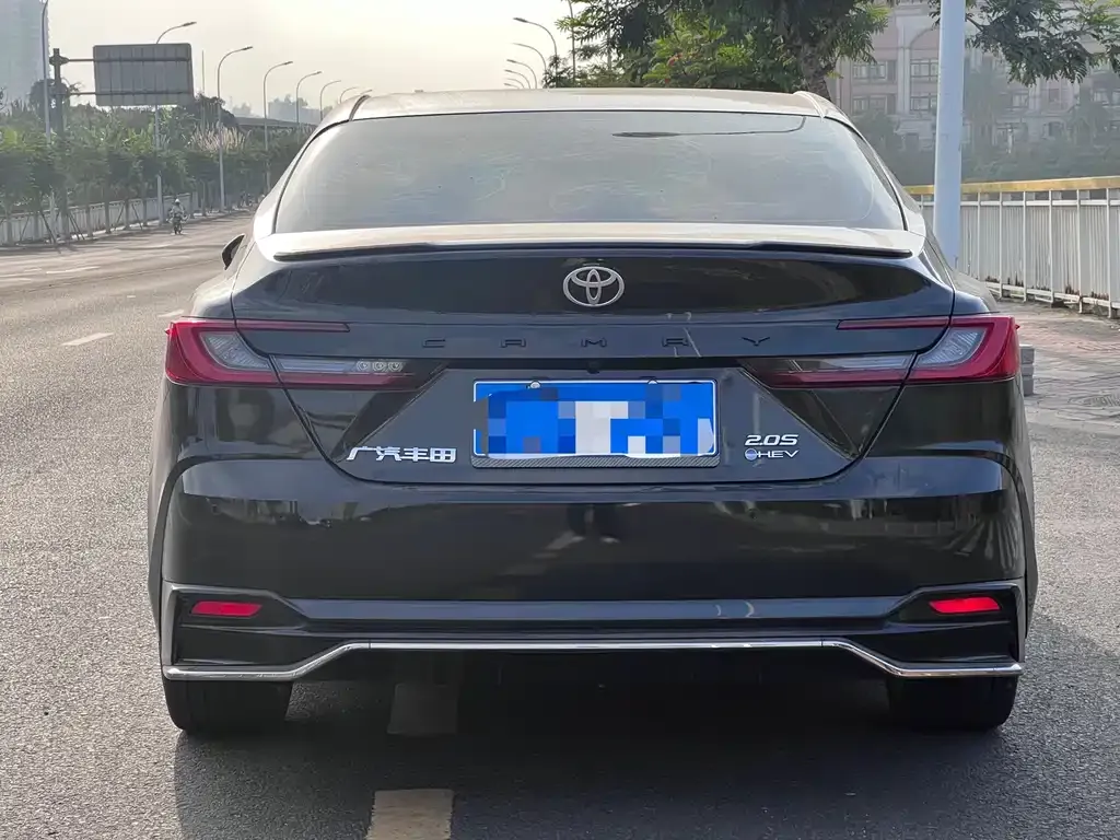 Toyota Camry 2024 из CN, фото 4