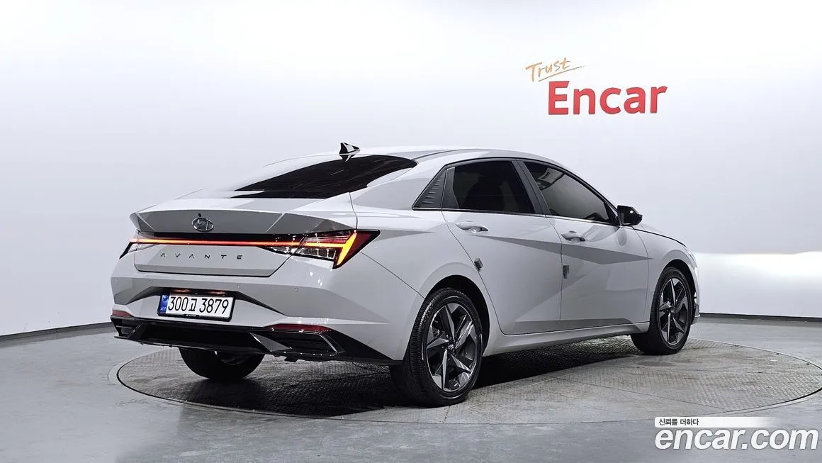 Hyundai AVANTE — фото 8