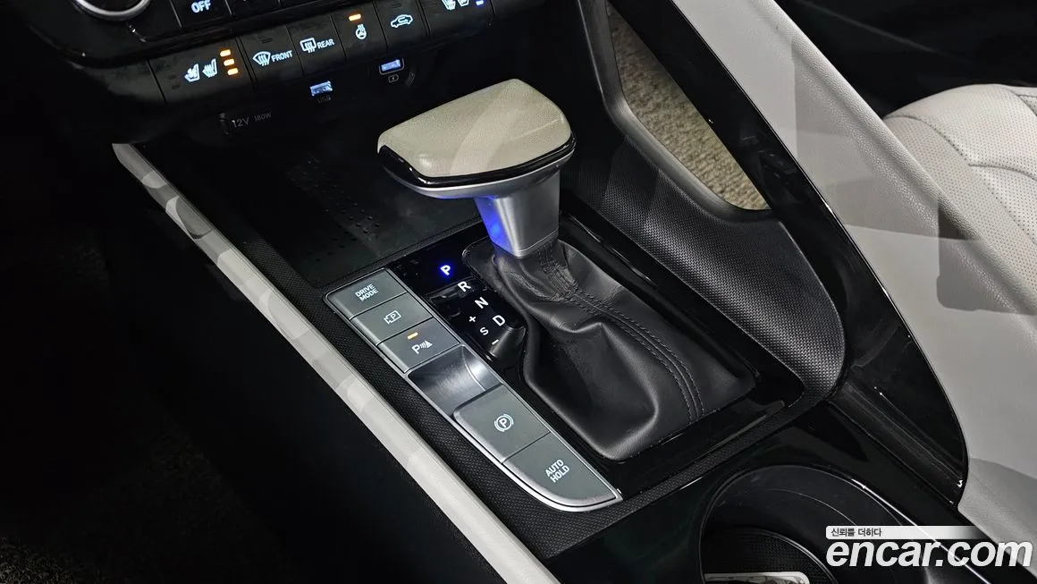 Hyundai AVANTE — фото 9