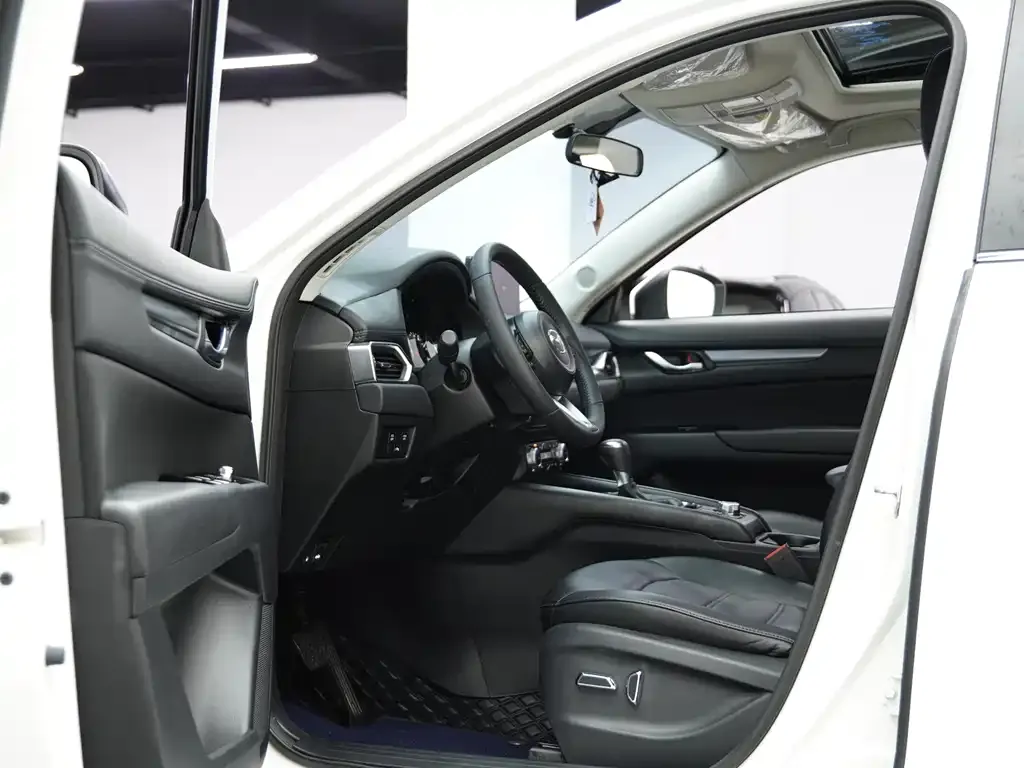 Mazda CX-5 2023 из CN, фото 4