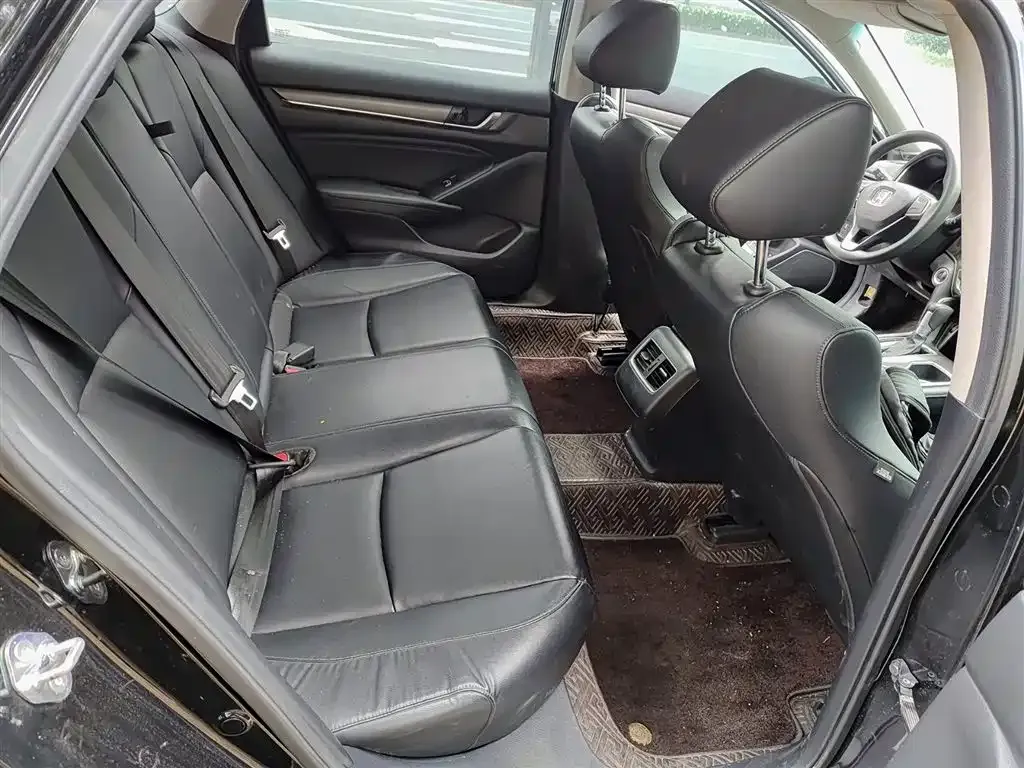 Honda Accord 2021 из CN, фото 4