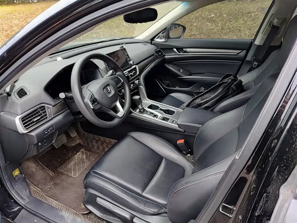 Honda Accord 2021 из CN, фото 2