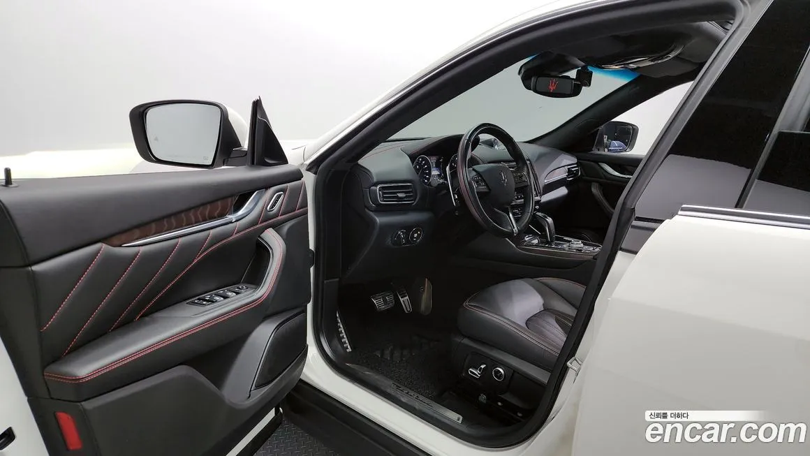 Maserati Levante 2022 из KR, фото 8