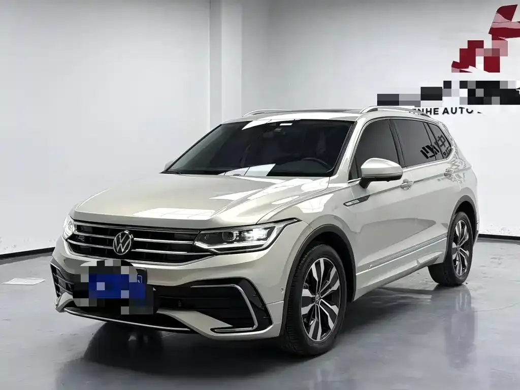 Volkswagen Tiguan L 2022 из CN, фото 1