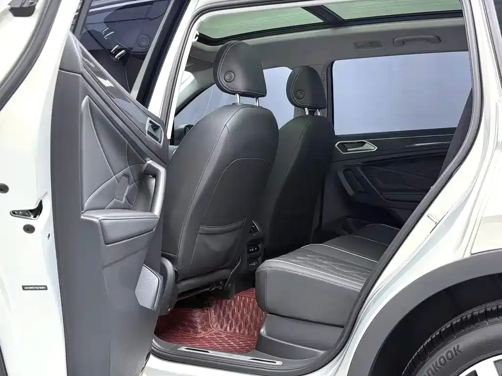 Volkswagen Tiguan L 2022 из CN, фото 7