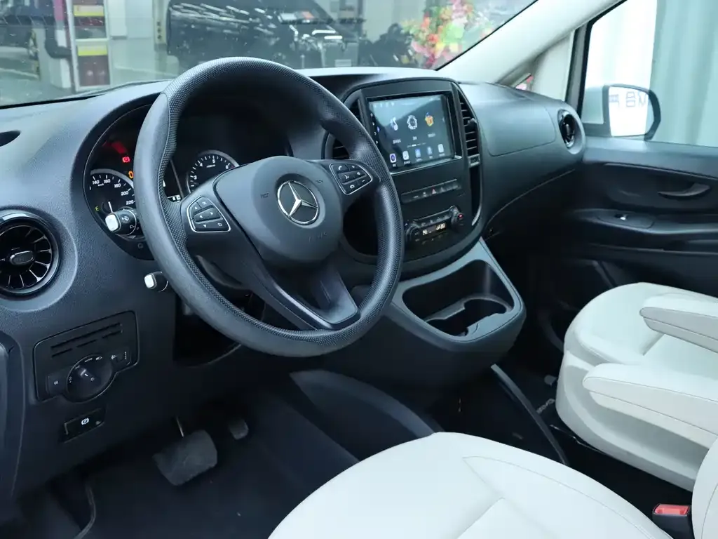 Mercedes-Benz Vito 2023 из CN, фото 9