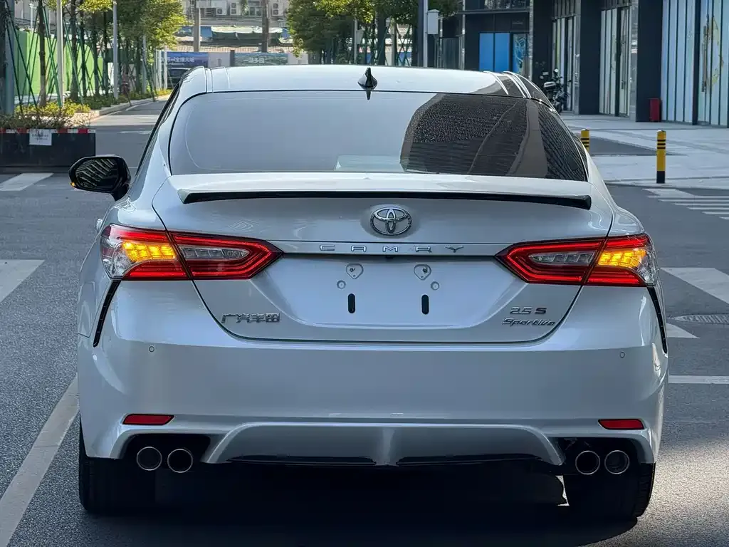 Toyota Camry 2024 из CN, фото 5