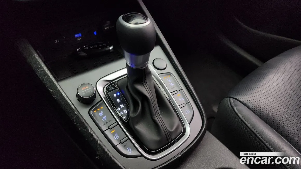 Hyundai Kona 2023 из KR, фото 2