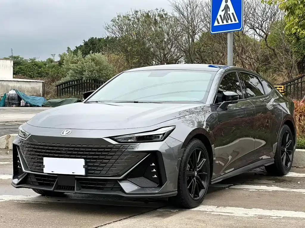 Changan UNI-V 2022 из CN, фото 1