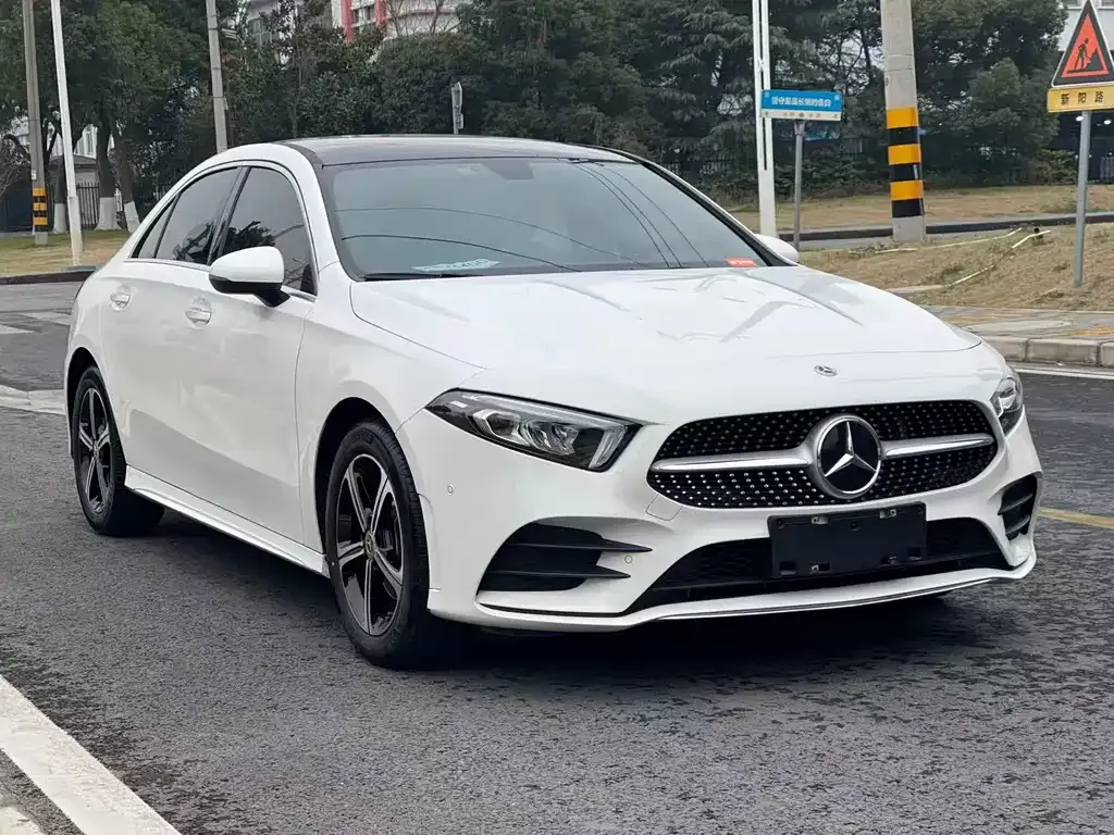 Mercedes-Benz A-Class — фото 6