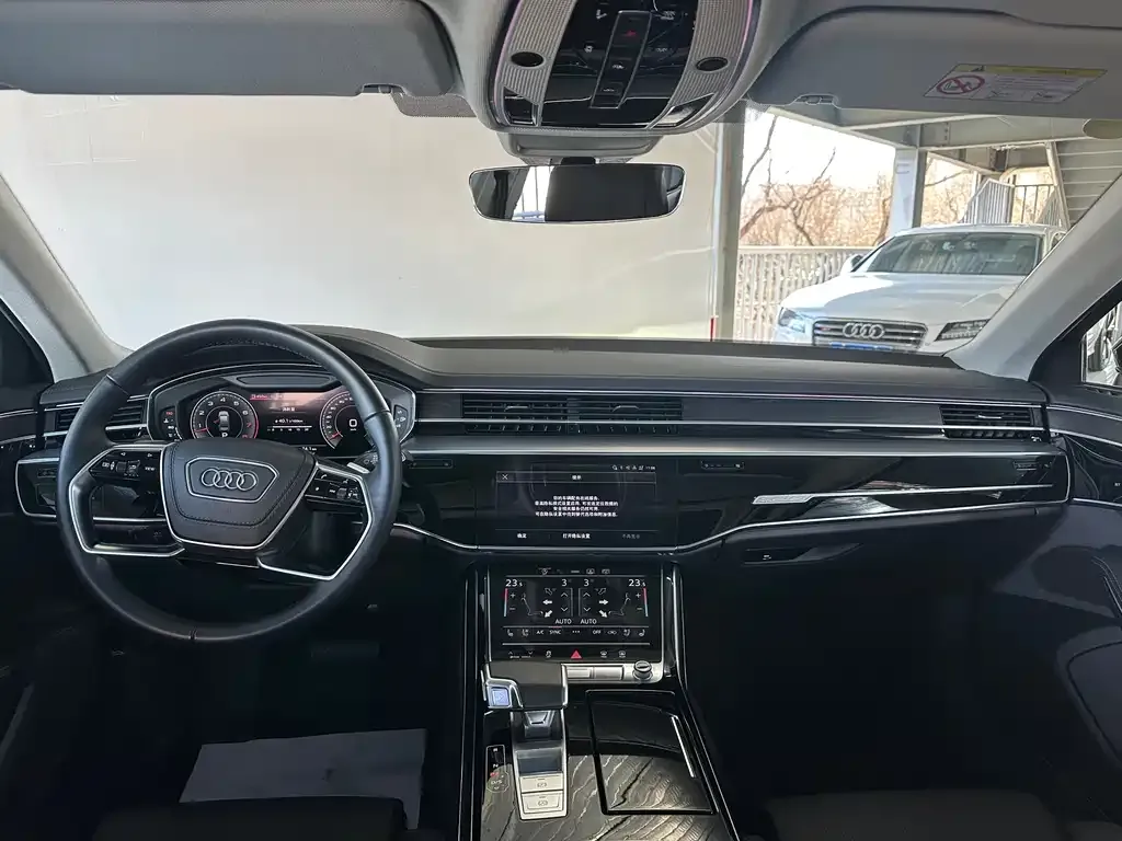 Audi A8 2025 из CN, фото 2