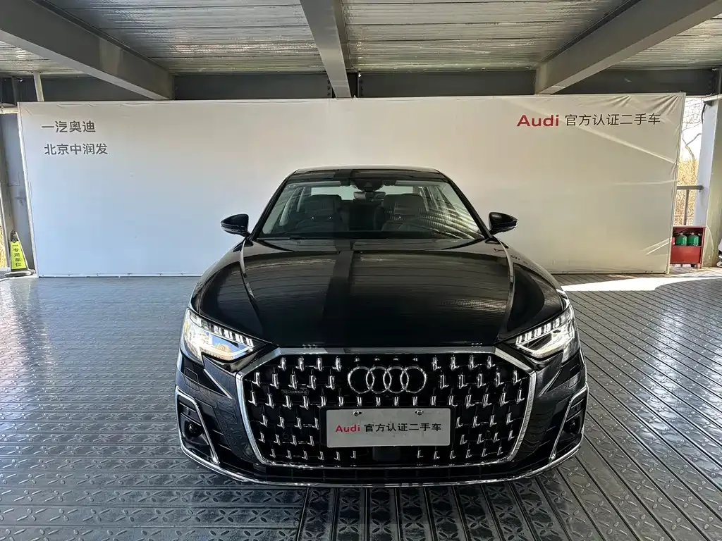 Audi A8 2025 из CN, фото 3