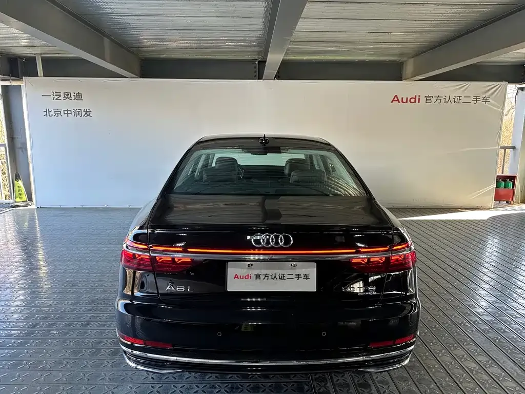 Audi A8 2025 из CN, фото 6