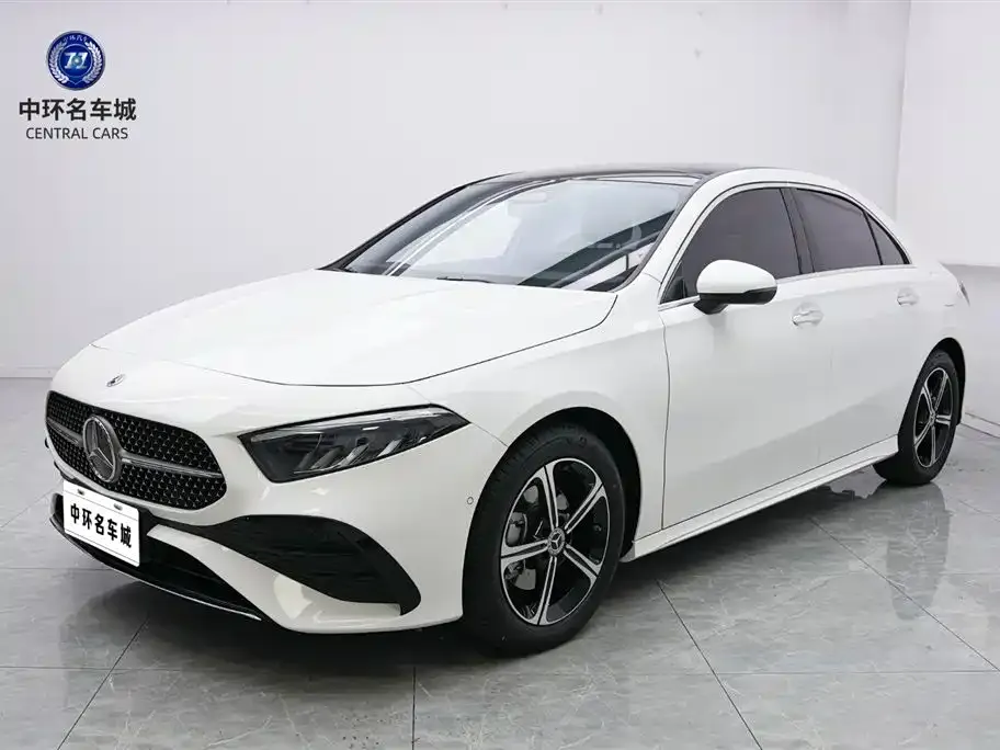 Mercedes-Benz A-Class 2023 из CN, фото 1