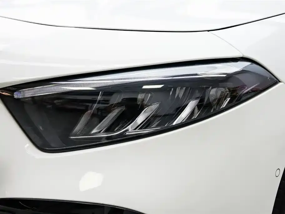 Mercedes-Benz A-Class 2023 из CN, фото 8