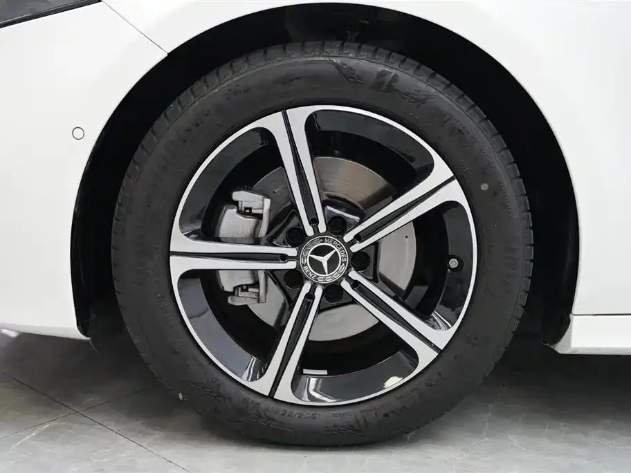 Mercedes-Benz A-Class 2023 из CN, фото 3