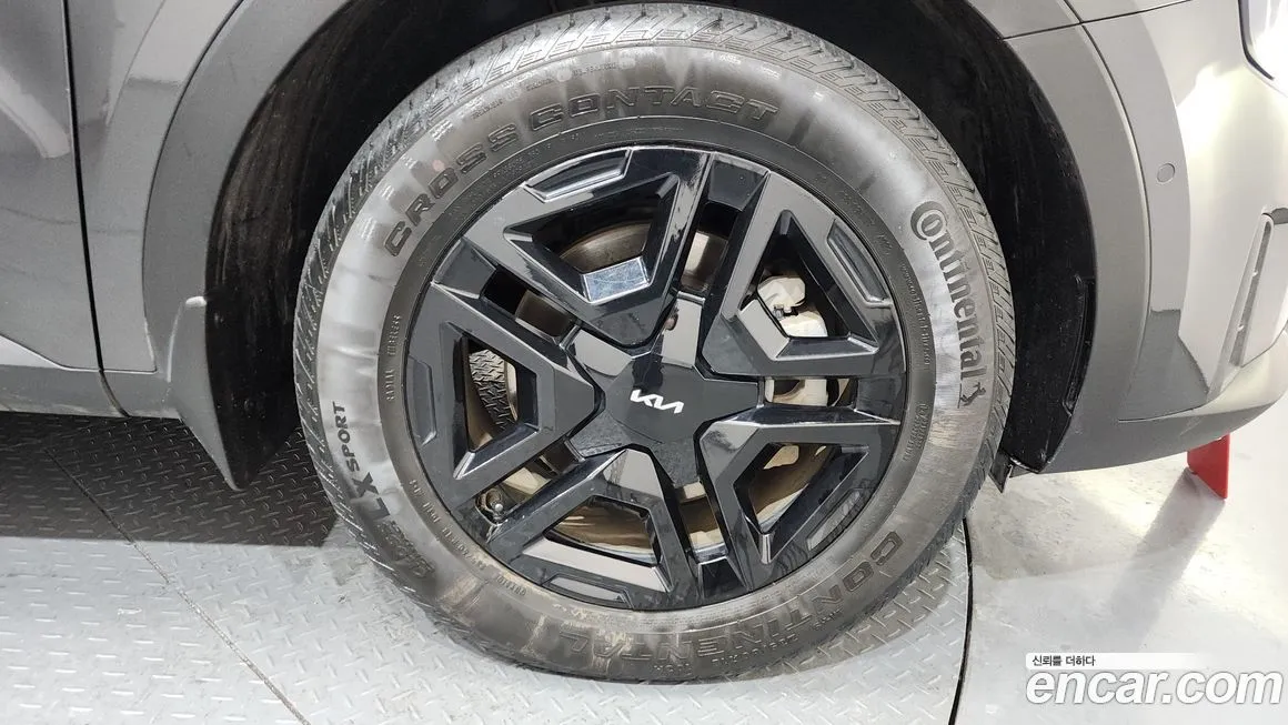 Kia Sorento — фото 6