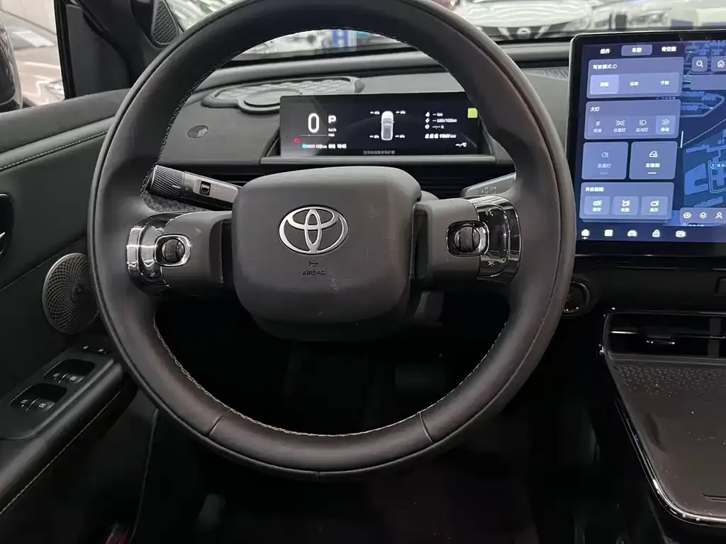 Toyota Platinum 3X — фото 4