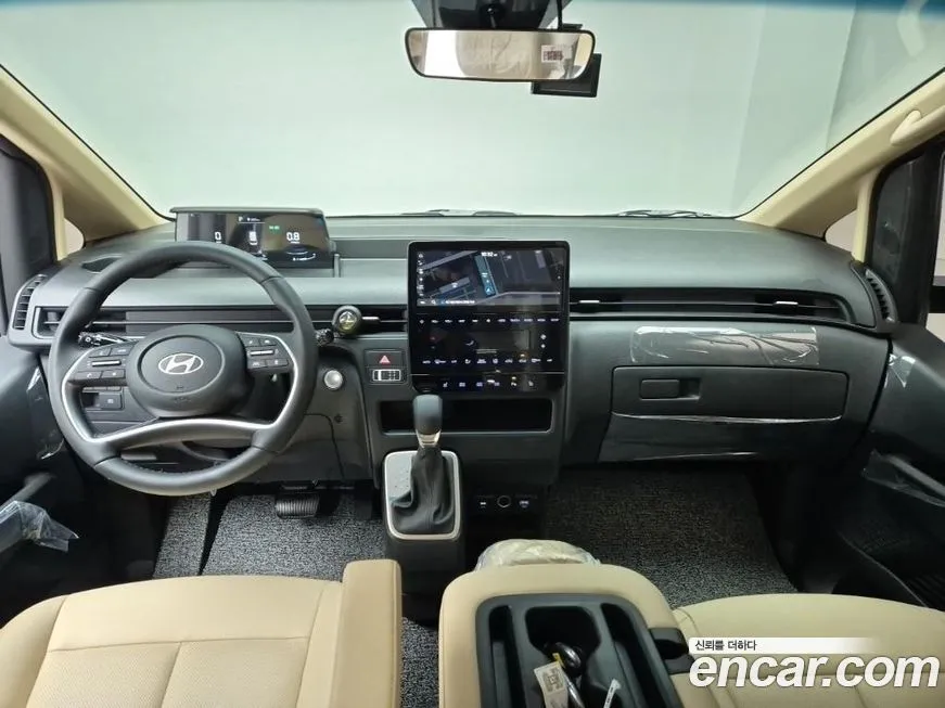 Hyundai Staria — фото 2