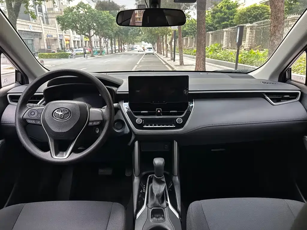 Toyota Frontlander 2024 из CN, фото 5