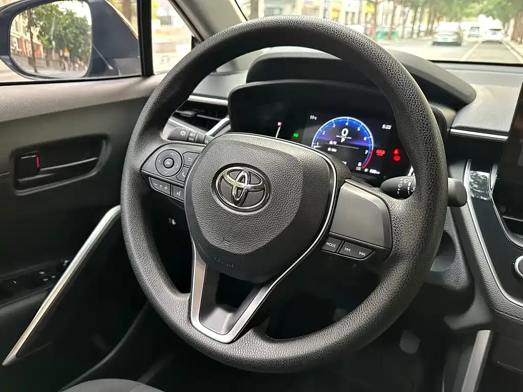 Toyota Frontlander 2024 из CN, фото 8