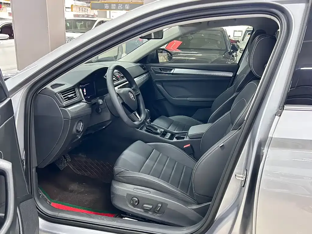 Skoda Superb 2024 из CN, фото 10