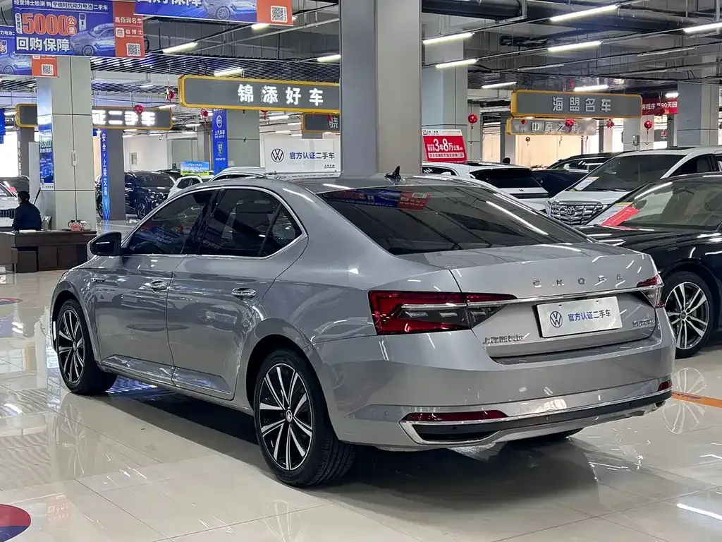 Skoda Superb 2024 из CN, фото 3