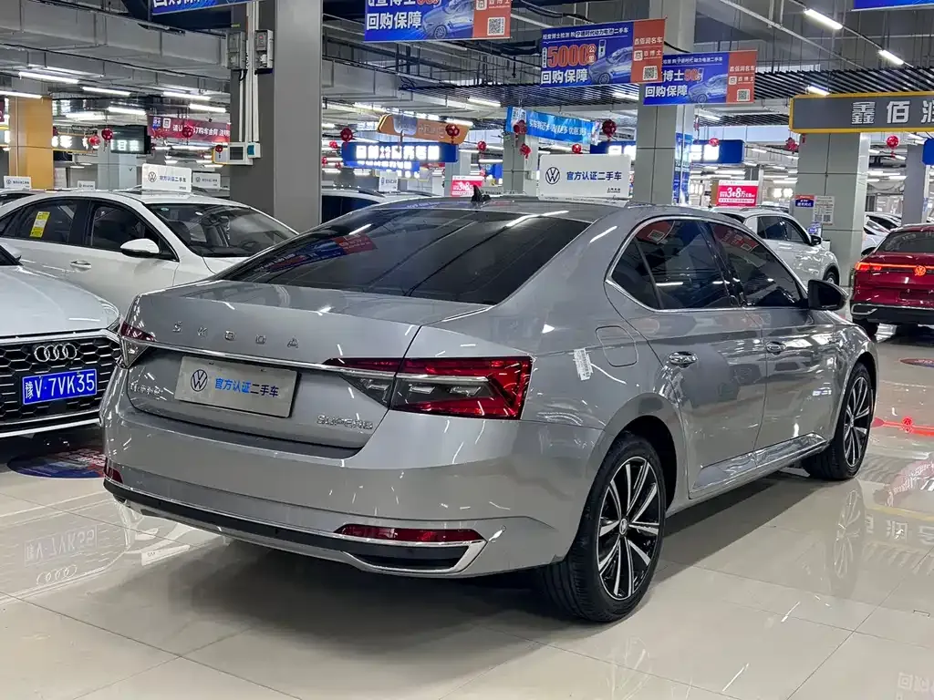 Skoda Superb 2024 из CN, фото 7