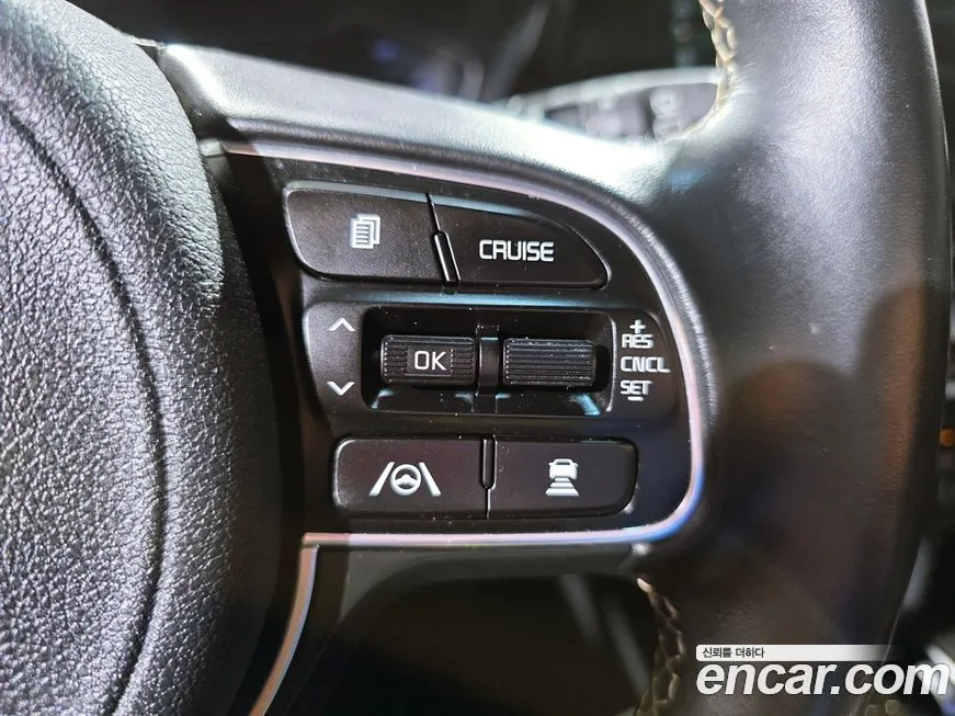 Kia Niro — фото 10