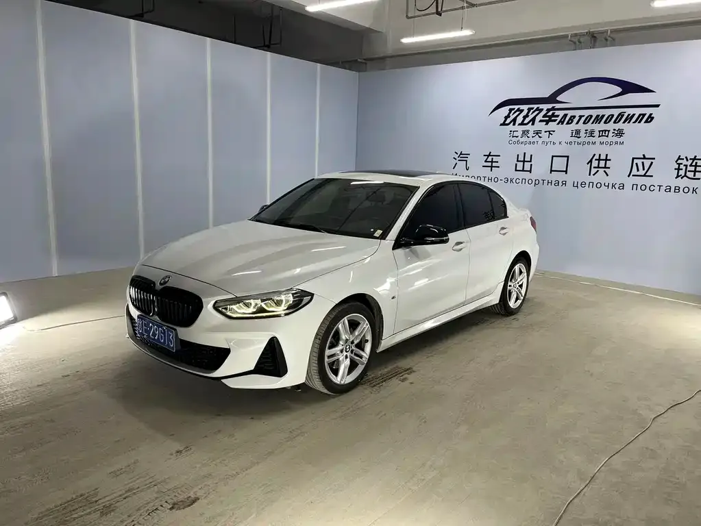 BMW 1 Series 2022 из CN, фото 1