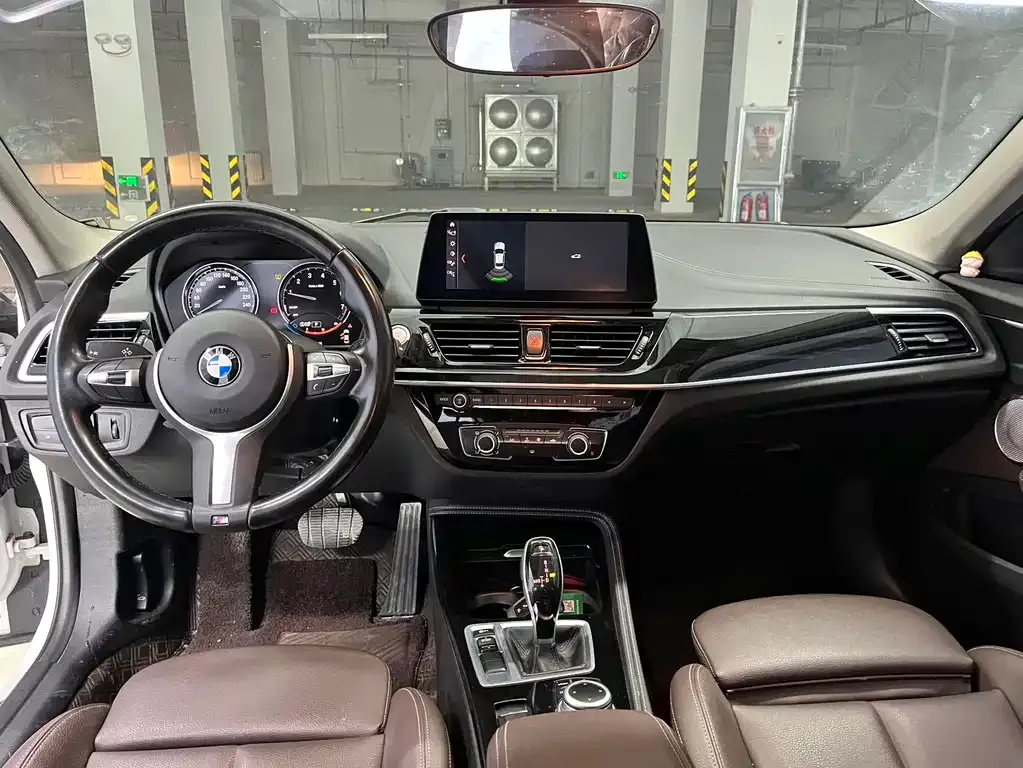 BMW 1 Series 2022 из CN, фото 5