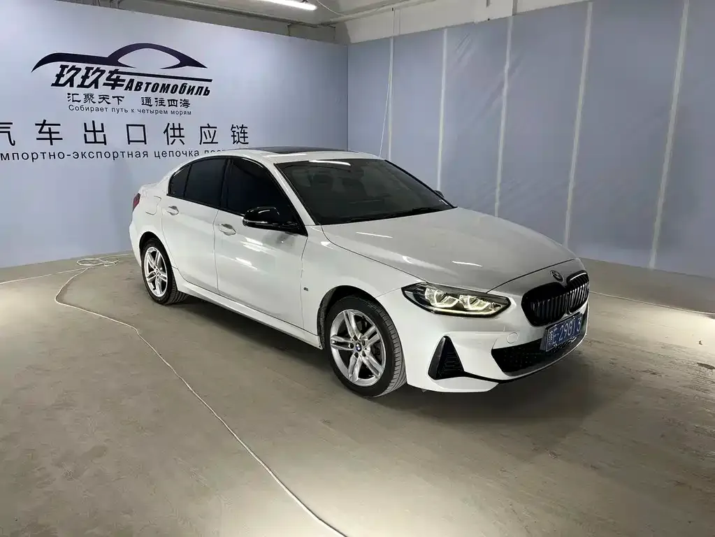 BMW 1 Series 2022 из CN, фото 3