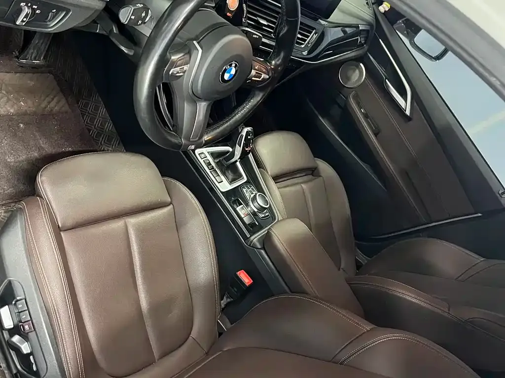 BMW 1 Series 2022 из CN, фото 10