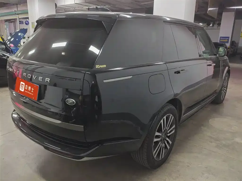 Land Rover Range Rover 2023 из CN, фото 2