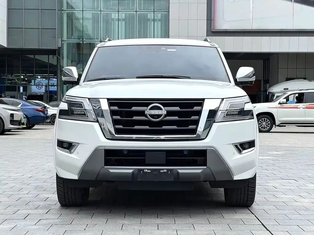 Nissan Patrol 2023 из CN, фото 3