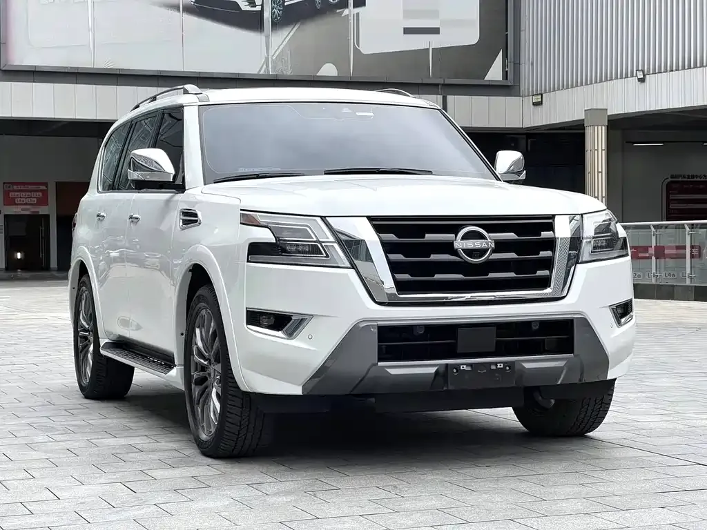 Nissan Patrol 2023 из CN, фото 5