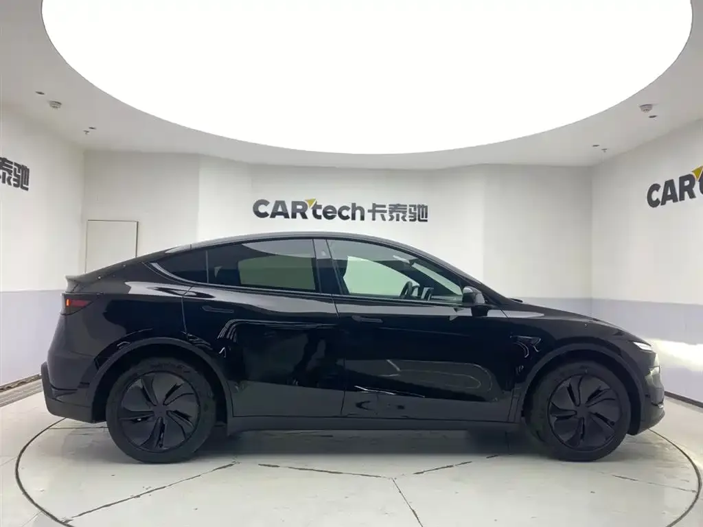 Tesla Model Y 2026 из CN, фото 10