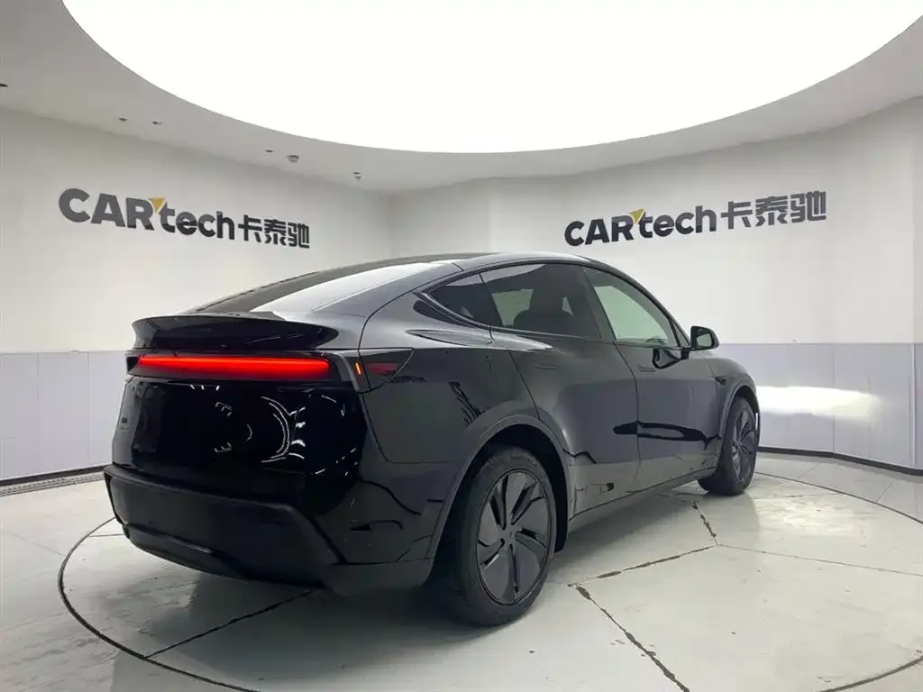 Tesla Model Y 2026 из CN, фото 7