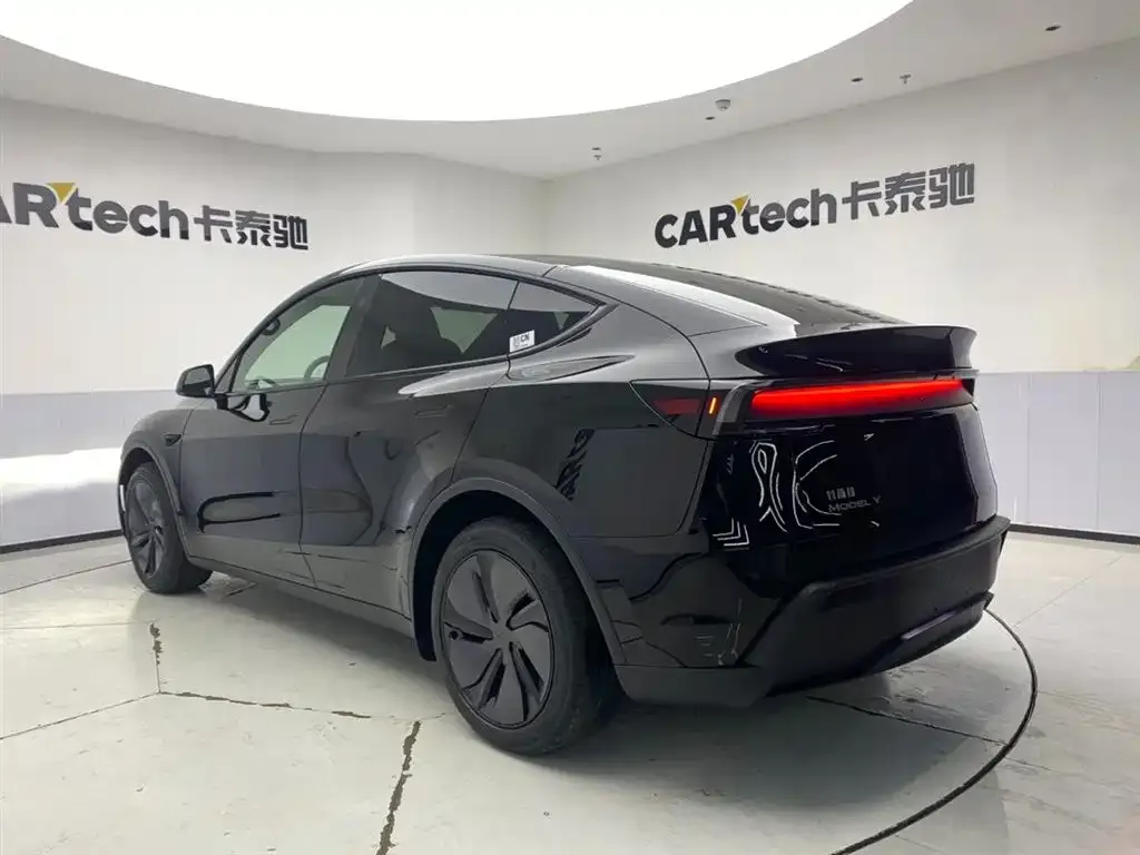 Tesla Model Y 2026 из CN, фото 8