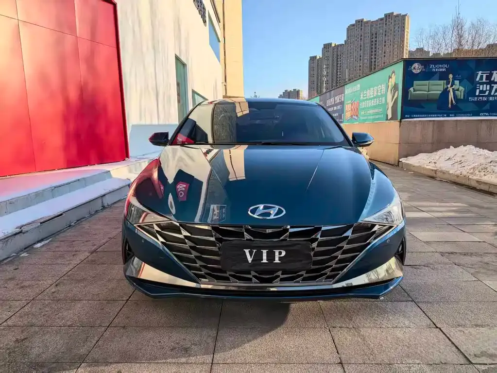 Hyundai Elantra — фото 7