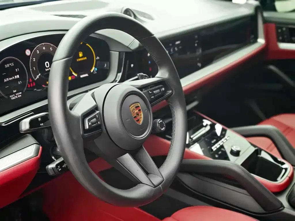 Porsche Cayenne 2023 из CN, фото 2