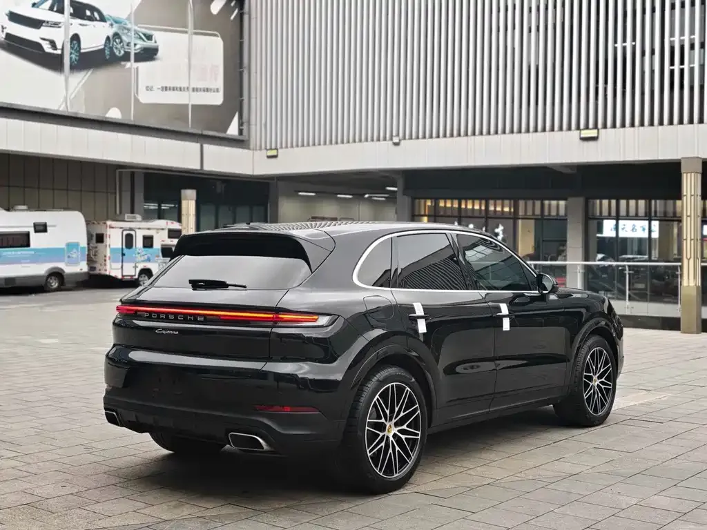 Porsche Cayenne 2023 из CN, фото 7