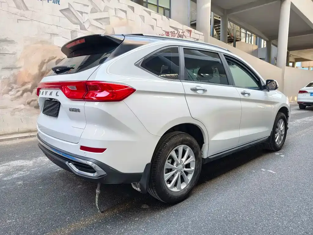 Haval M6 — фото 6